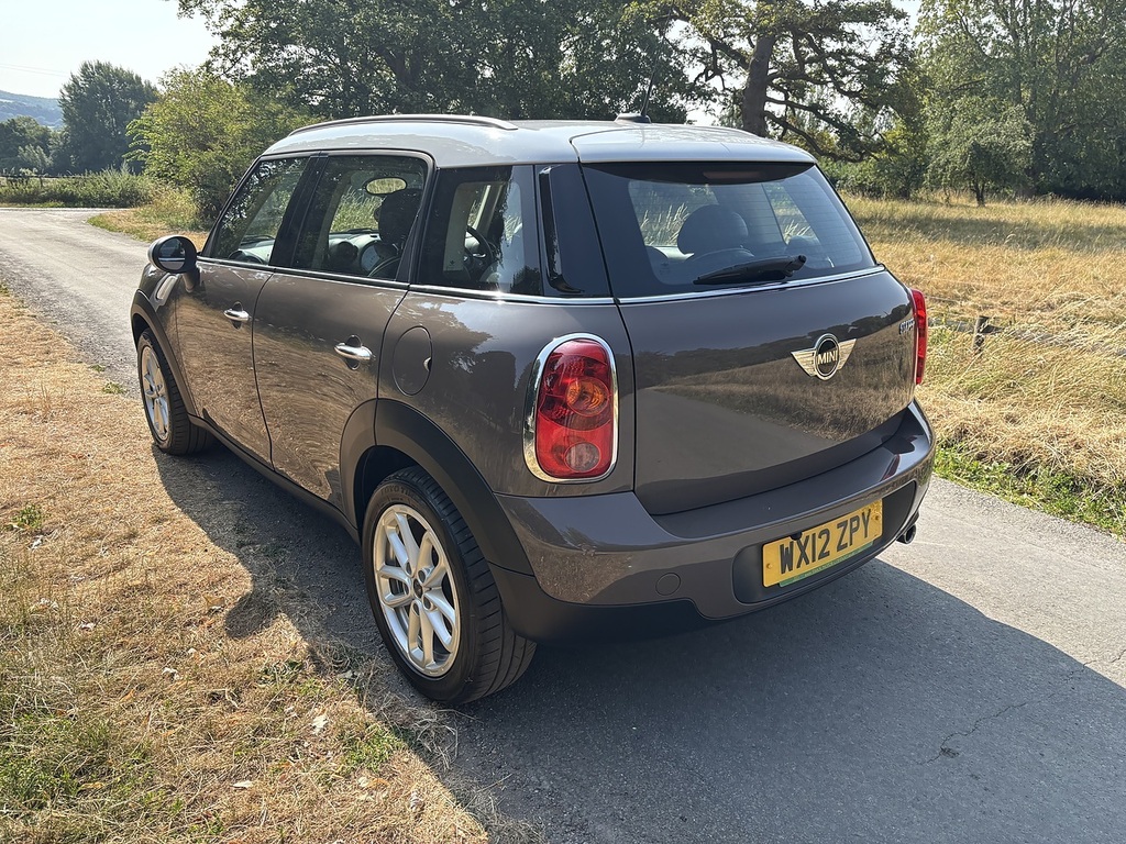Mini Countryman Cooper D Red #7