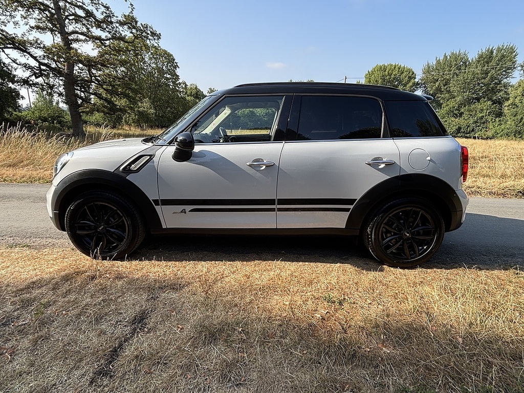 Mini Countryman Cooper S U556557 White #4