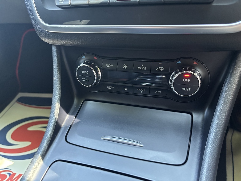 Mercedes-Benz CLA Class Cla 220 D 4Matic Amg Line Black #25