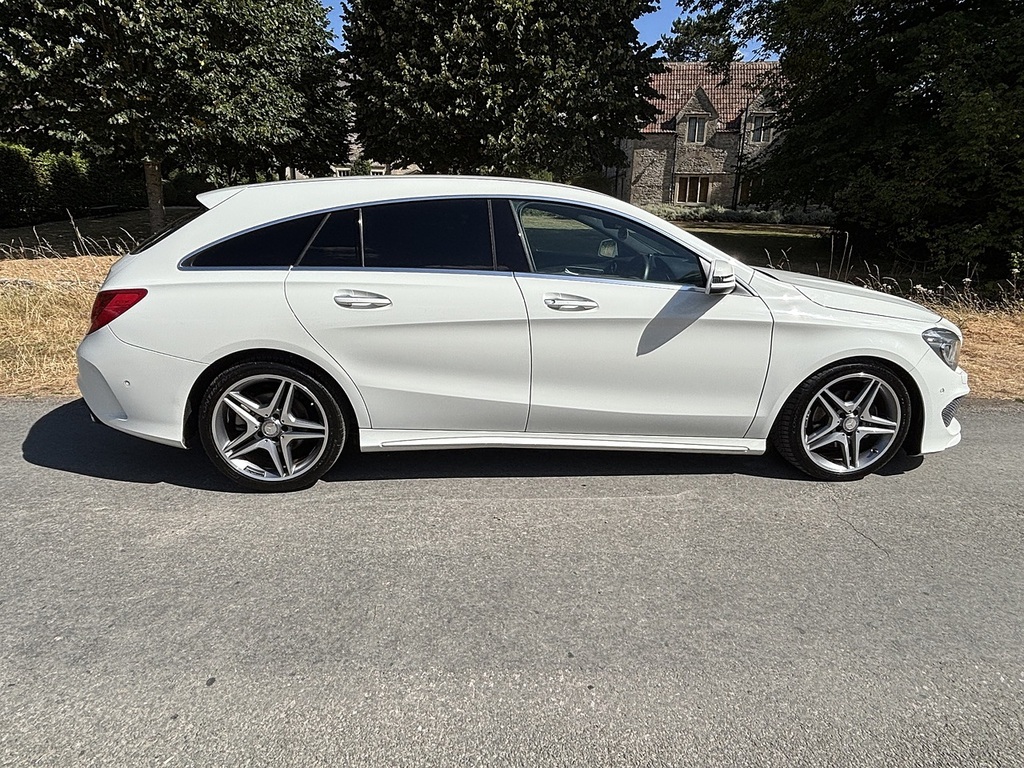 Mercedes-Benz CLA Class Cla 180 Amg Line U556625 White #5