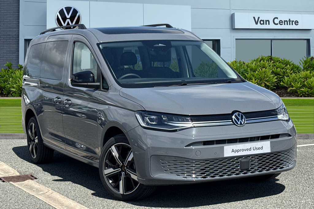 Volkswagen ID.Buzz Pro 86Kwh Gtx Mpv 4Motion Lwb, Red