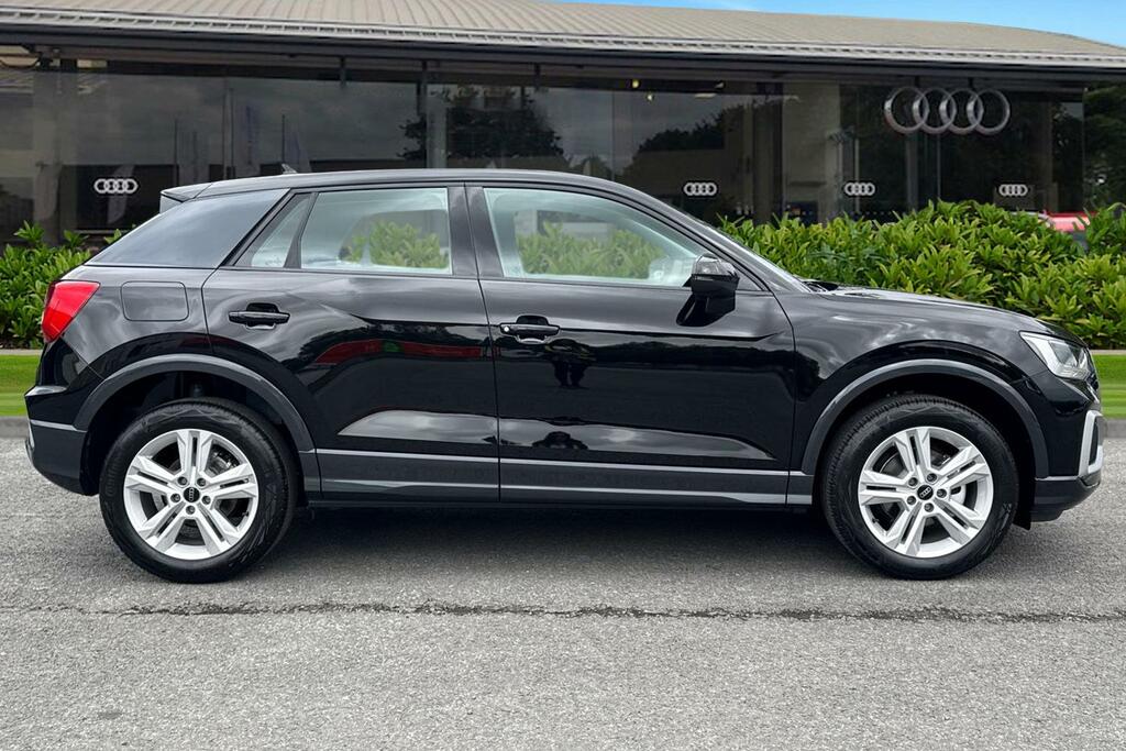 Audi Q2 Sport 30 Tfsi 116 Ps 6-Speed MT75NLF White #3