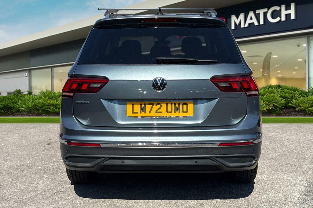 Volkswagen Tiguan Allspace 1.5 Tsi Life Dsg Euro 6 Ss LM72UMO Grey #4
