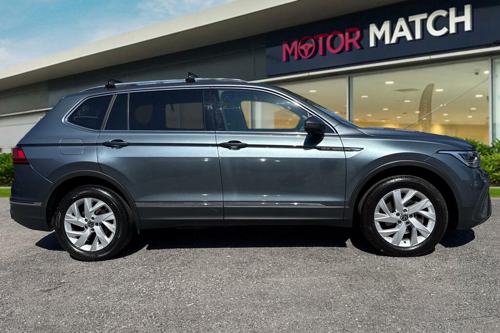 Volkswagen Tiguan Allspace 1.5 Tsi Life Dsg Euro 6 Ss LM72UMO Grey #3