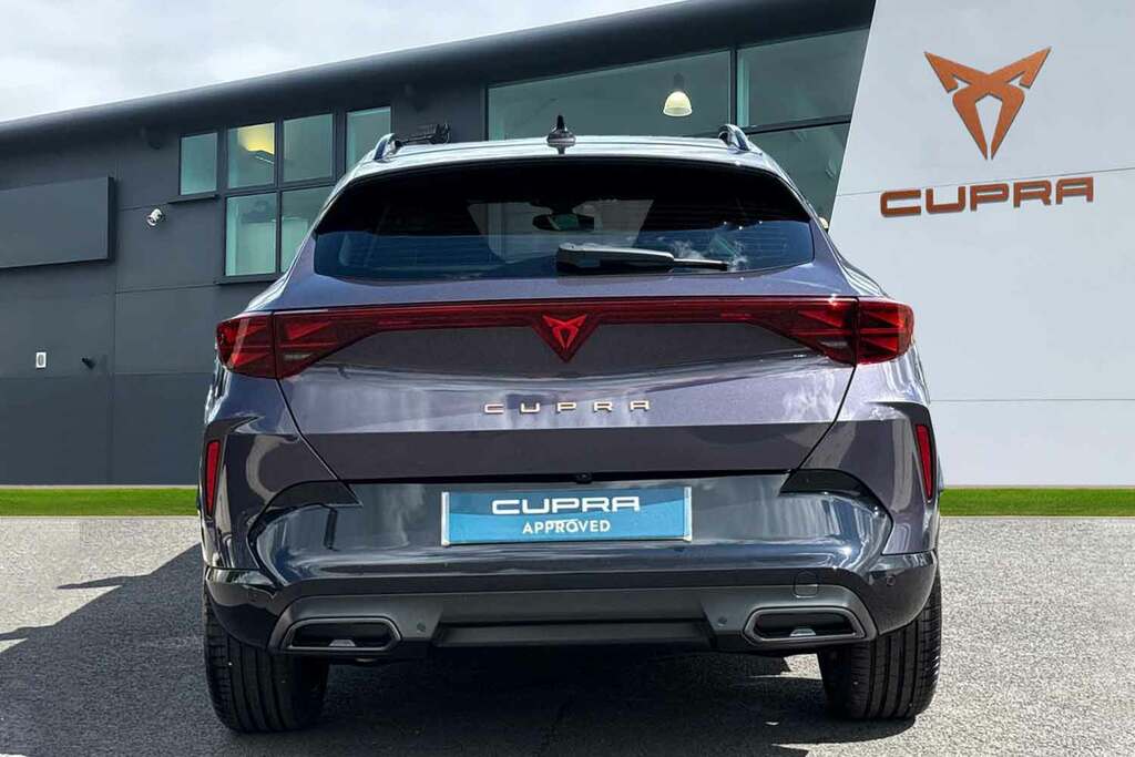 Cupra Formentor 1.5 Etsi 150 V2 Dsg Purple #4