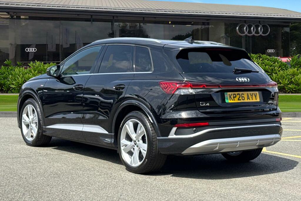 Audi Q4 E Tron Q4 S Line 45 E-tron Quattro 210,00 Kw KP26AYY Black #2