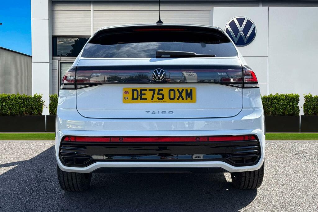 Volkswagen Taigo 1.0 Tsi 115 Black Edition Sunroof, Keyless DE75OXM White #4
