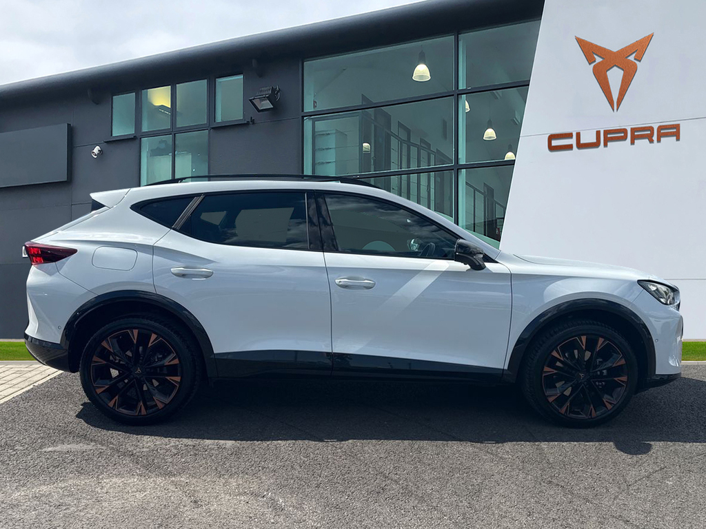 Cupra Formentor 1.5 Etsi 150 V3 Dsg White #3