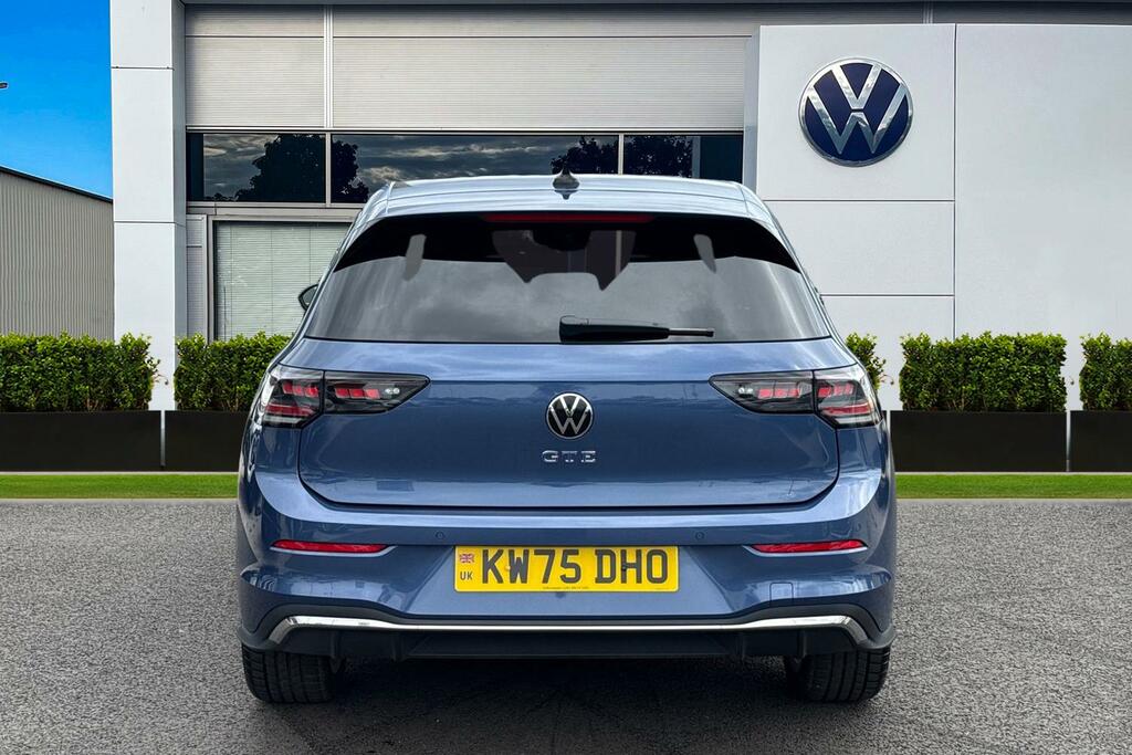 Volkswagen Golf 1.5 Tsi 272 Gte Ehybrid Dsg KW75DHO Blue #4