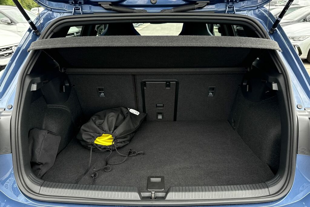 Volkswagen Golf 1.5 Tsi 272 Gte Ehybrid Dsg KW75DHO Blue #6