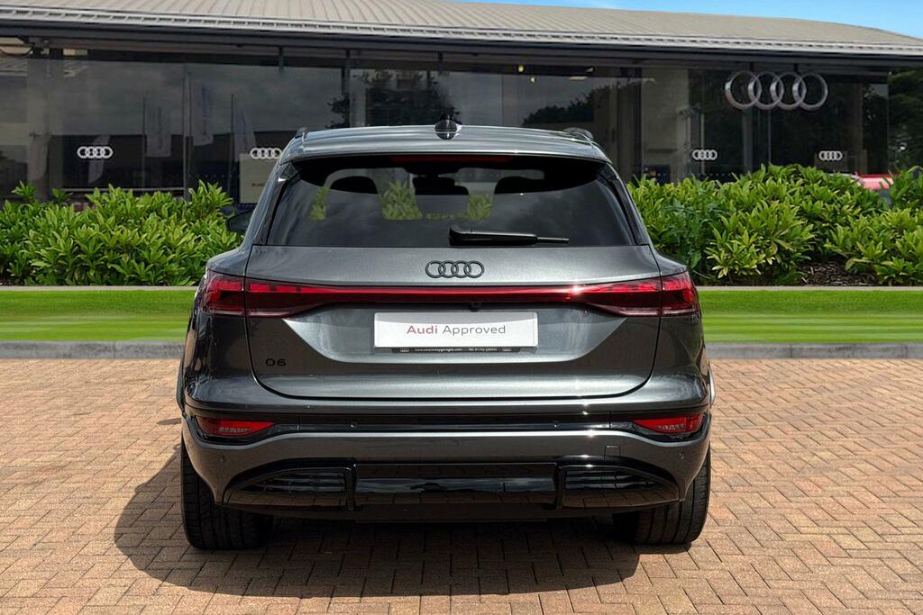Audi Q6 E-Tron Q6 Suv Edition 1 E-tron Performance 225,00 Kw Grey #4