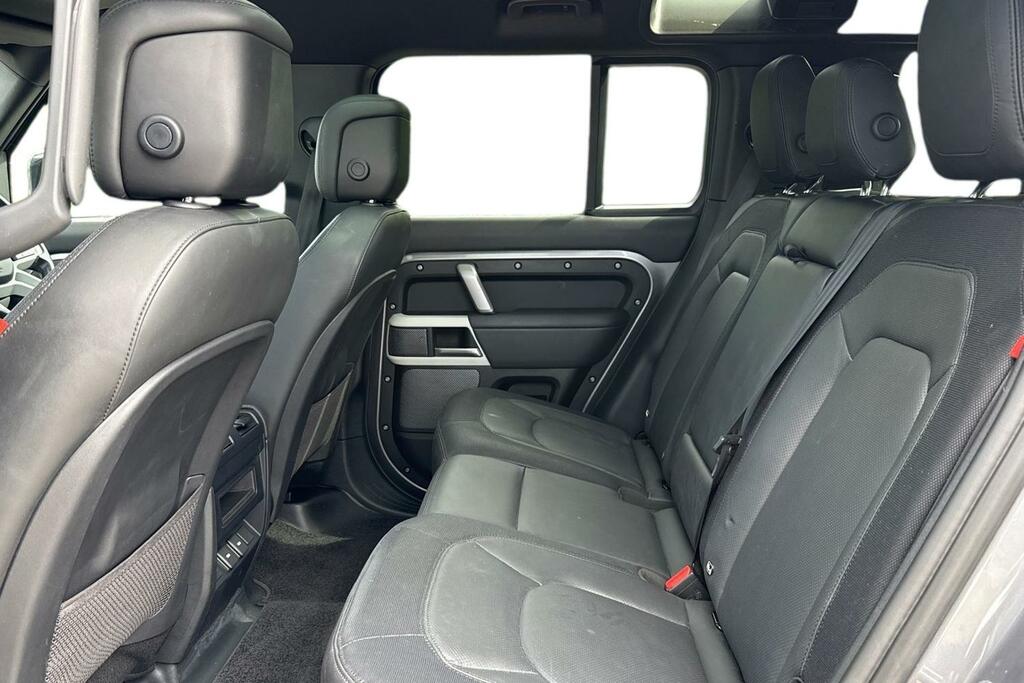 Land Rover Defender 110 3.0 D250 X-dynamic Hse DS23HNU Grey #4