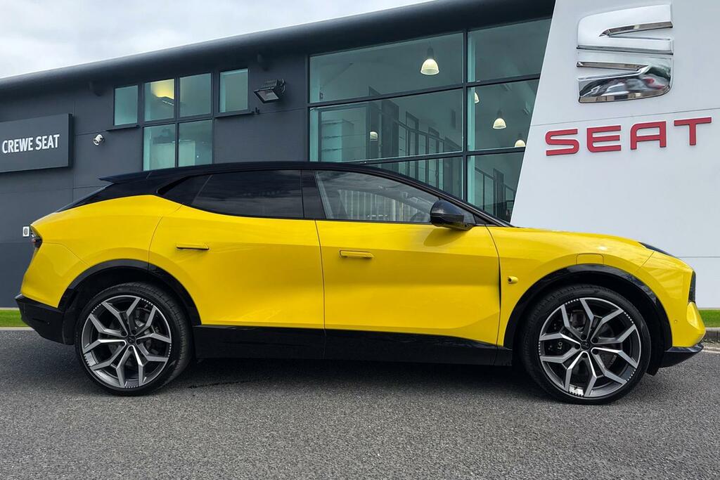 Lotus Eletre 112Kwh S Suv 4Wd Dual Motor 6 Yellow #3