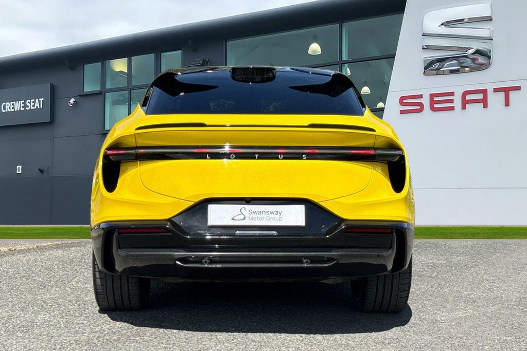 Lotus Eletre 112Kwh S Suv 4Wd Dual Motor 6 Yellow #4