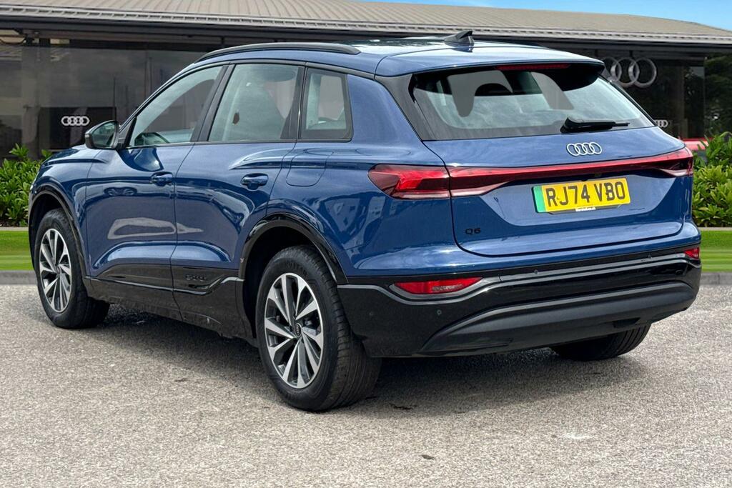 Audi Q6 E-Tron Q6 Suv Sport E-tron Performance 225,00 Kw Blue #2