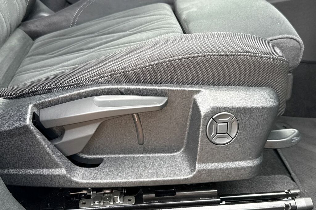 Audi Q3 40 Tfsi Quattro Black Ed S Tronic 20 Alloy Grey #30