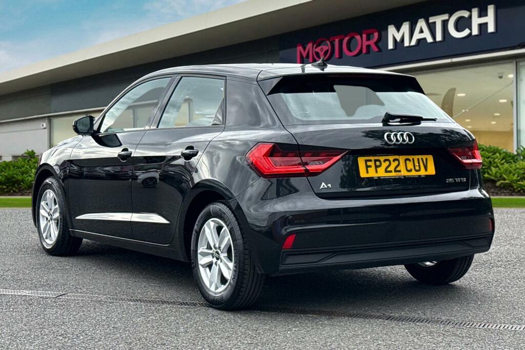 Audi A1 25 Tfsi Technik Black #2