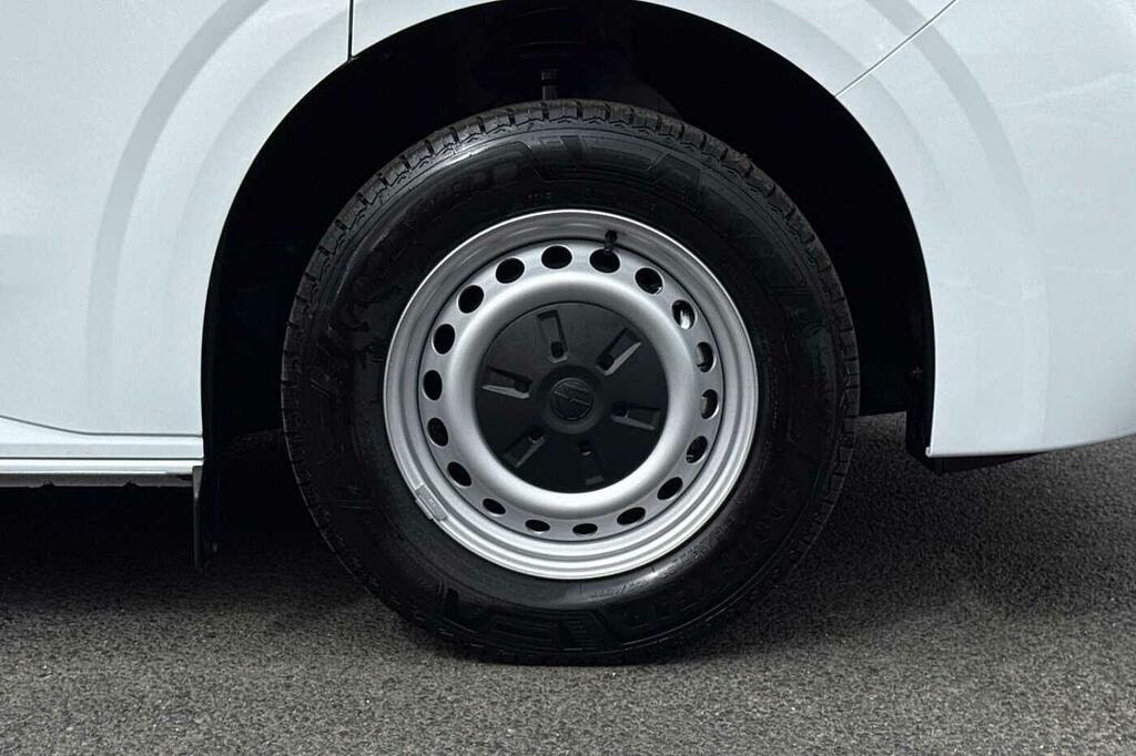 Volkswagen E-Transporter 100Kw 65Kwh Commerce Plus Van White #5