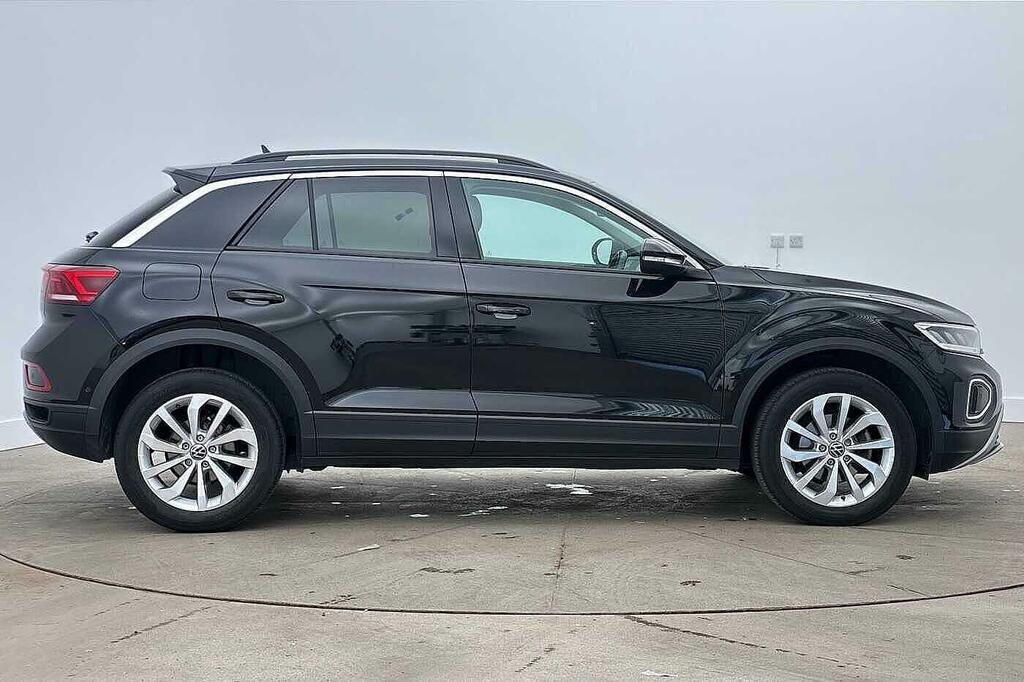 Volkswagen T-Roc 1.5 Tsi Match Dsg Black #4