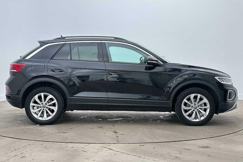 Volkswagen T-Roc 1.5 Tsi Match Dsg Black #4
