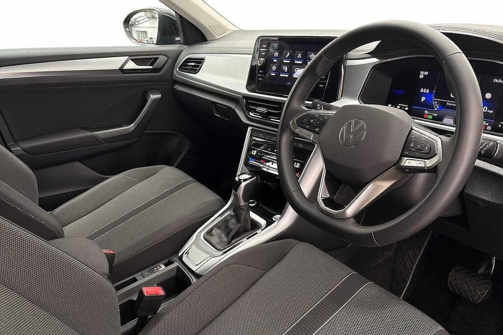 Volkswagen T-Roc 1.5 Tsi Match Dsg Black #6