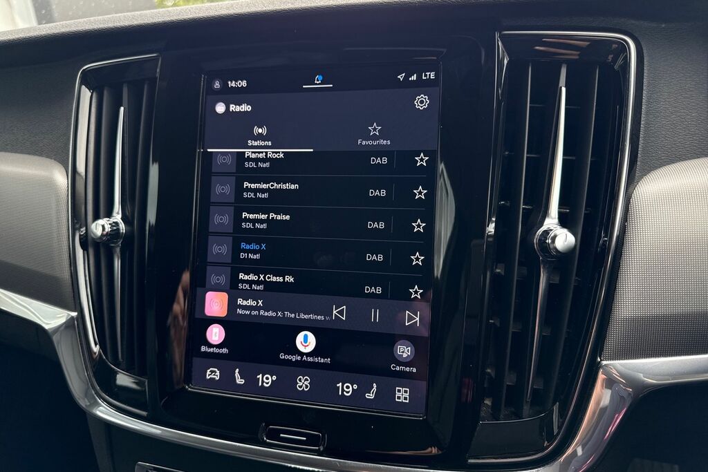 Volvo V90 Recharge R-design, T6 Awd Plug-in Hybrid Black #44