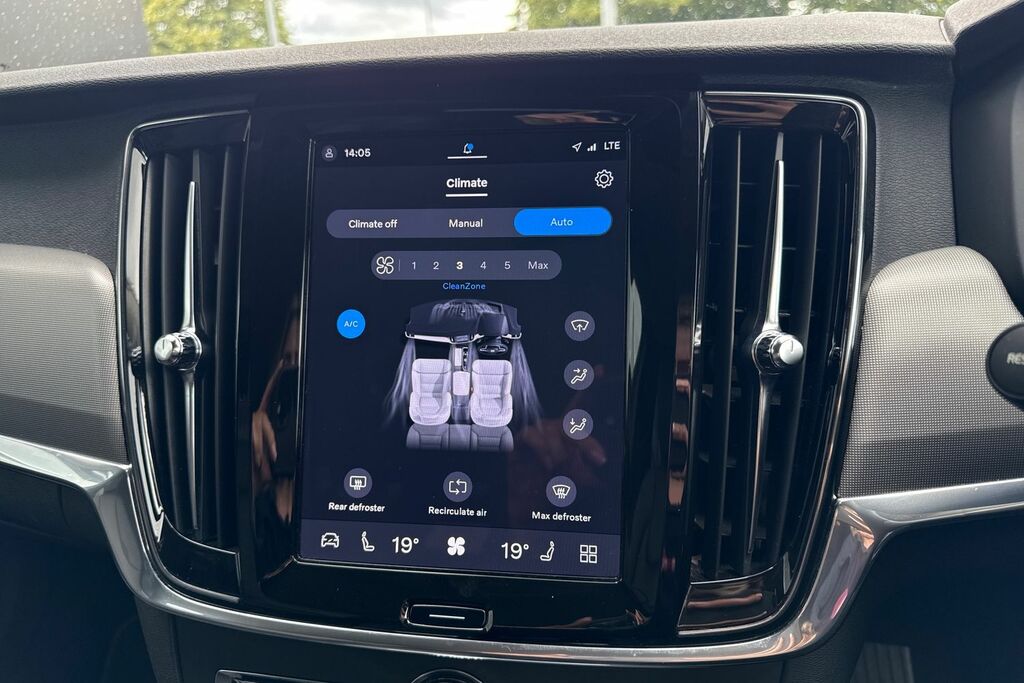 Volvo V90 Recharge R-design, T6 Awd Plug-in Hybrid Black #21
