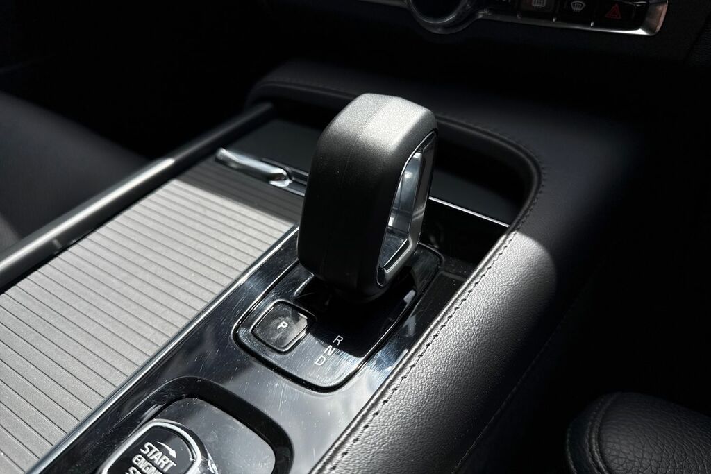 Volvo V90 Recharge R-design, T6 Awd Plug-in Hybrid Black #22