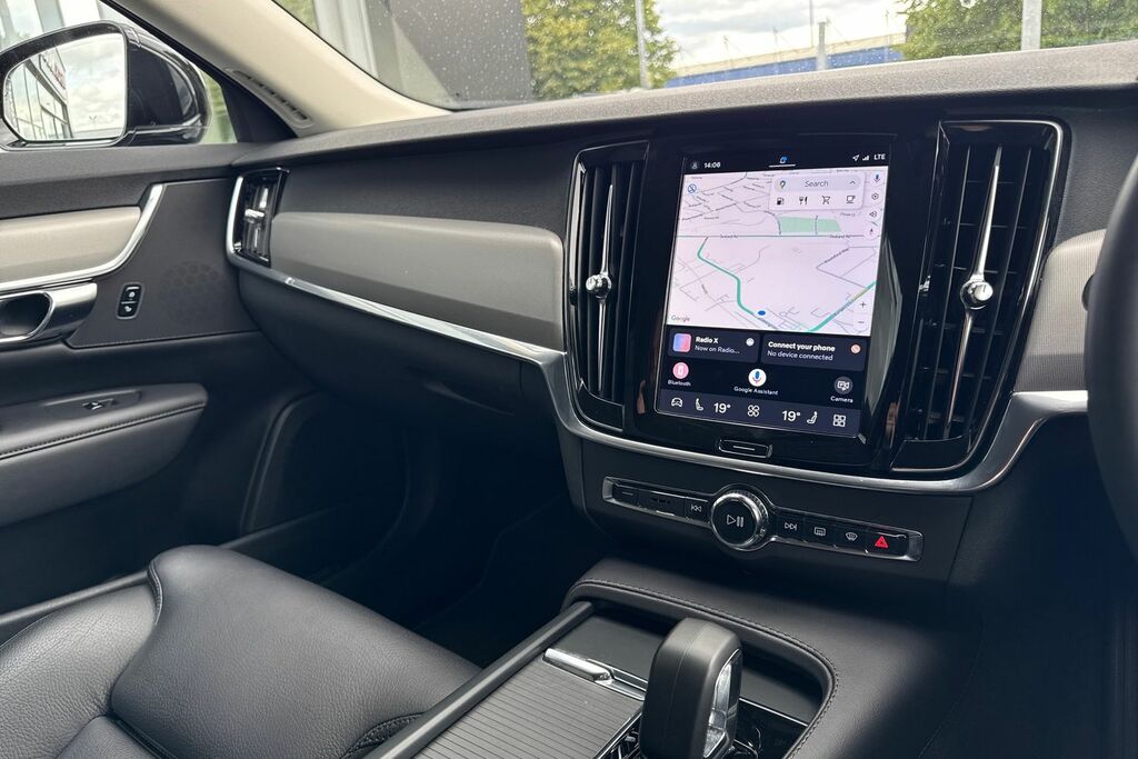Volvo V90 Recharge R-design, T6 Awd Plug-in Hybrid Black #42