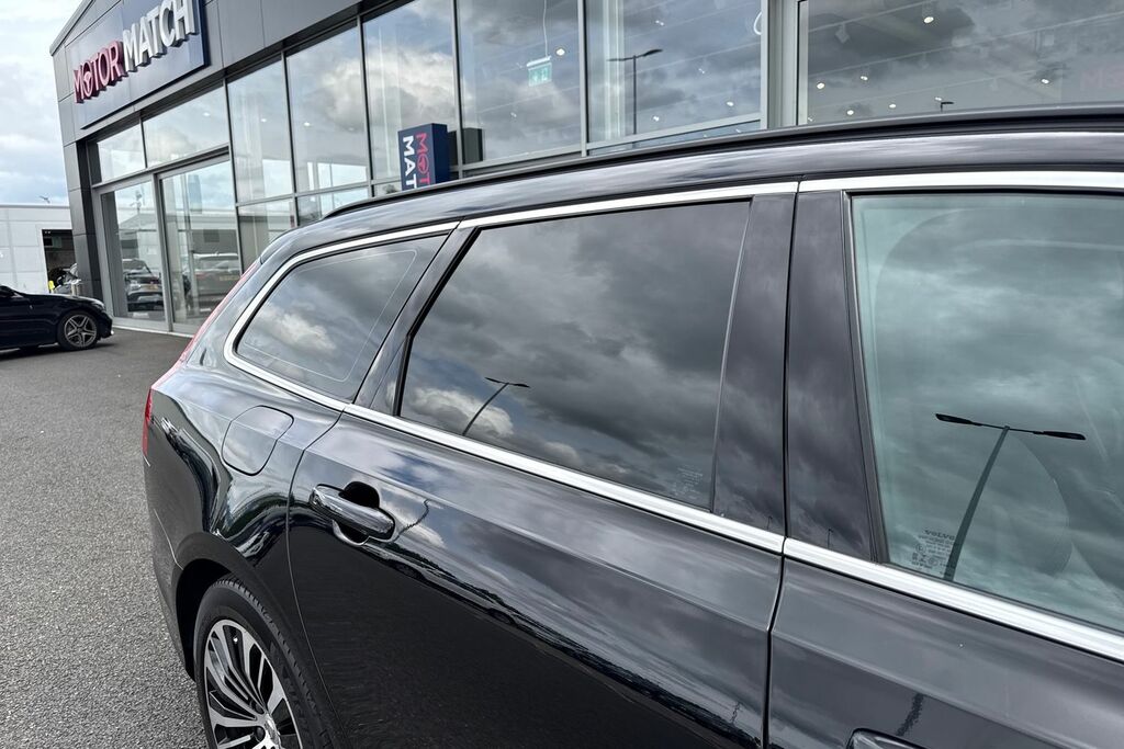 Volvo V90 Recharge R-design, T6 Awd Plug-in Hybrid Black #34