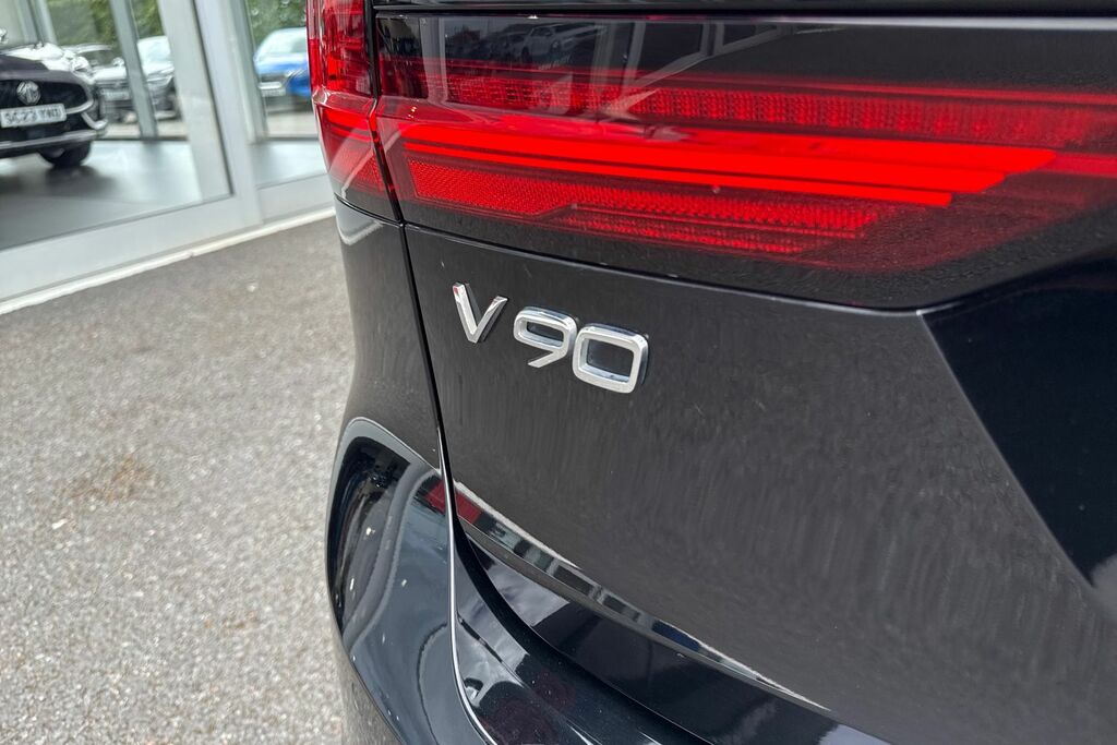 Volvo V90 Recharge R-design, T6 Awd Plug-in Hybrid Black #31