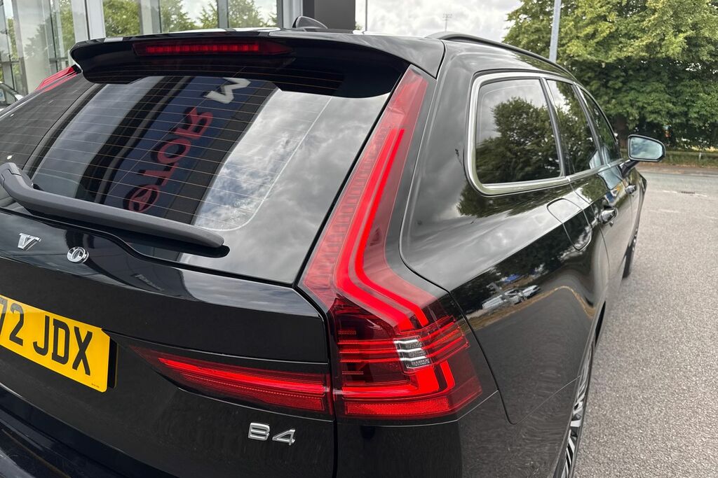 Volvo V90 Recharge R-design, T6 Awd Plug-in Hybrid Black #7