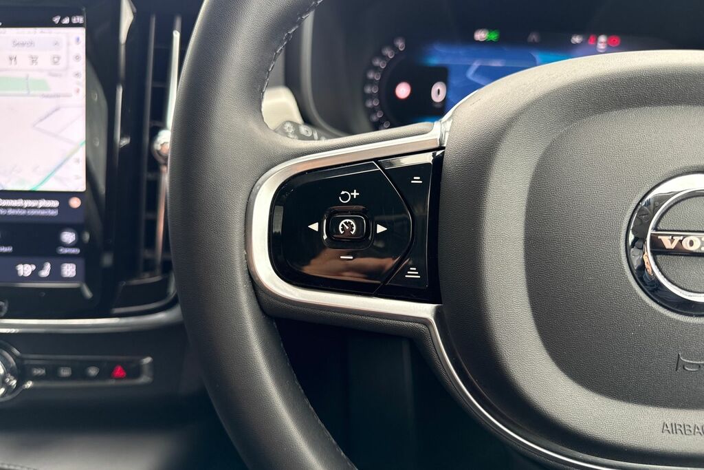 Volvo V90 Recharge R-design, T6 Awd Plug-in Hybrid Black #37