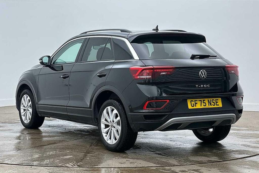 Volkswagen T-Roc 1.5 Tsi Match Dsg Black #3