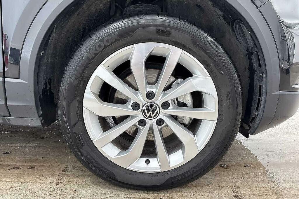 Volkswagen T-Roc 1.5 Tsi Match Dsg Black #5