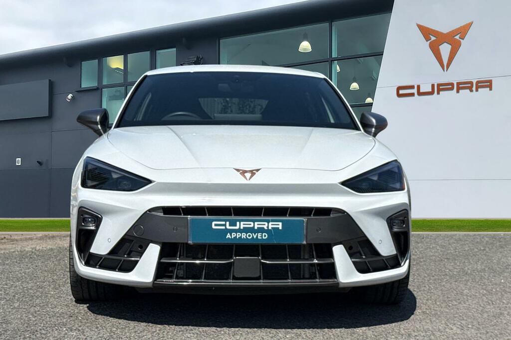 Cupra Leon 1.5 Etsi 150 V2 Dsg KW25LDK White #5