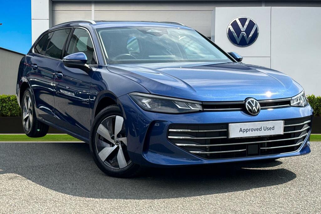 Volkswagen Passat 1.5 Tsi Ehybrid Life Dsg Drivers Assistance P Blue