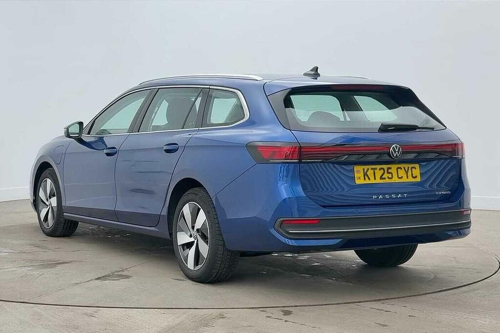 Volkswagen Passat 1.5 Tsi Ehybrid Life Dsg Drivers Assistance P Blue #3
