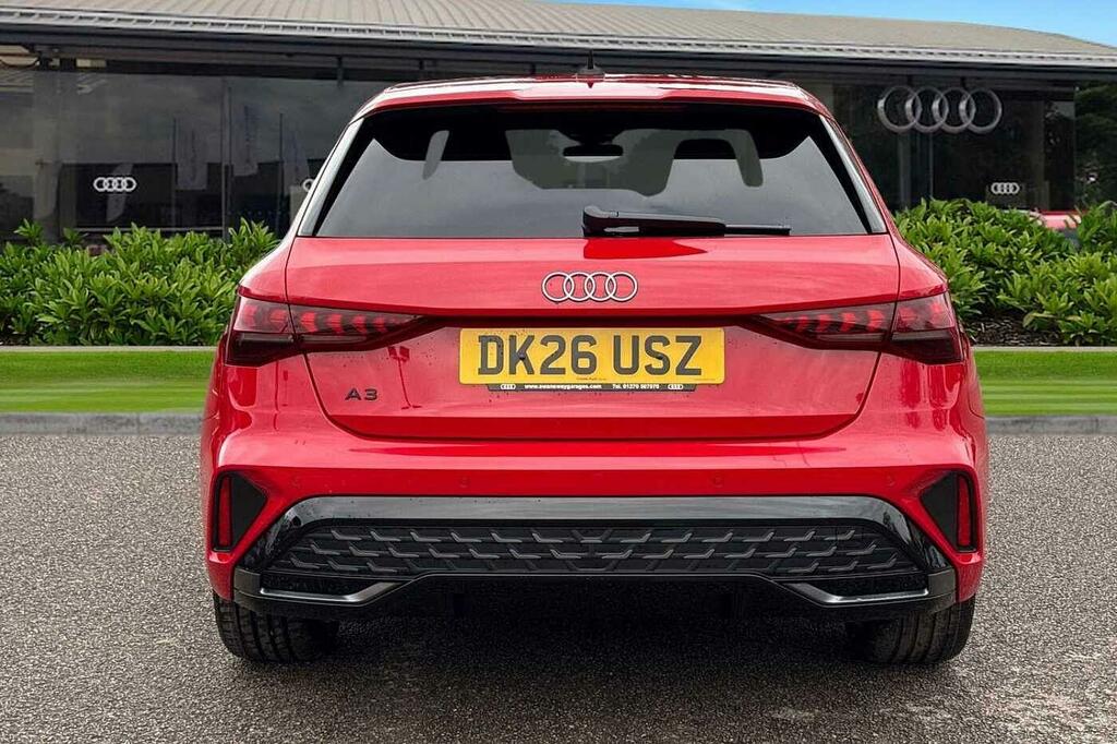 Audi A3 40 Tfsi E S Line S Tronic Red #4