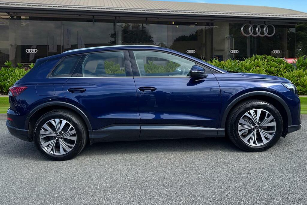 Audi Q4 E Tron Q4 Sport 40 E-tron 150,00 Kw KS75GVZ Blue #3
