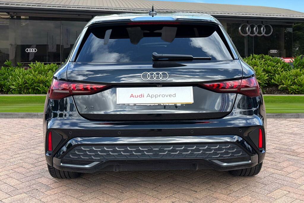 Audi A3 S Line Tfsi 150 Ps S Tronic BU75ZFH Black #4