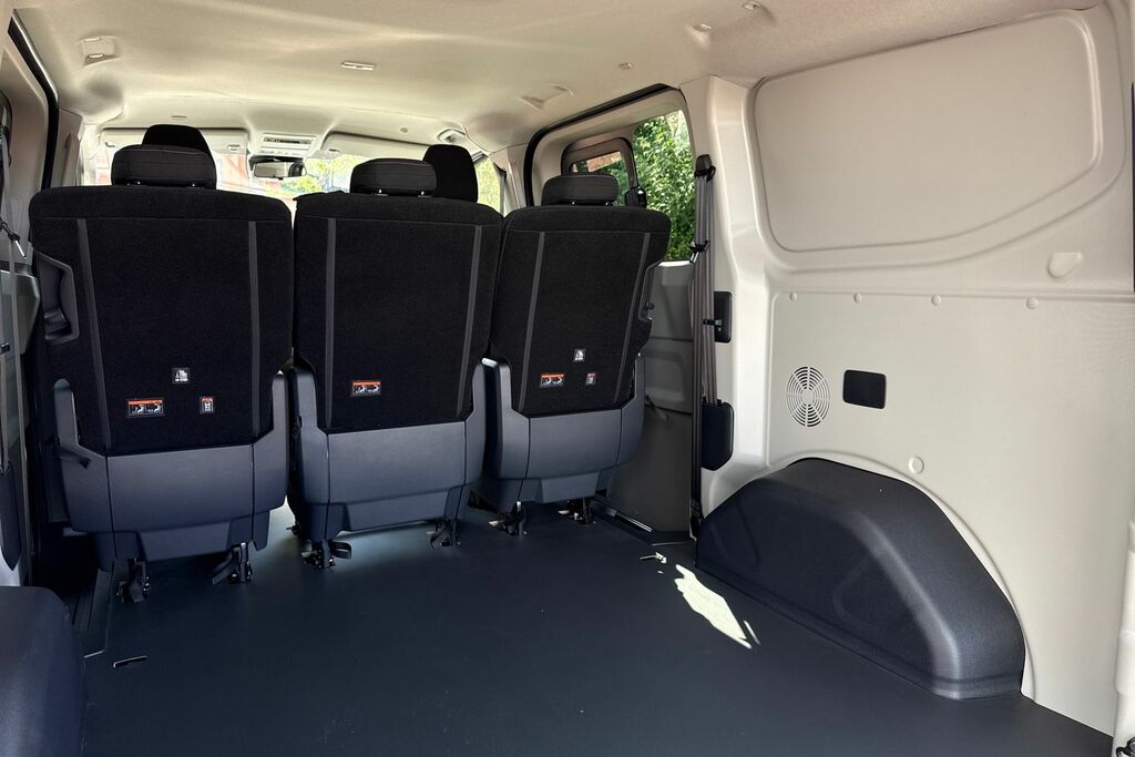 Volkswagen E-Transporter Volkswagen Transporter T32 Swb Elect 160Kw 65Kwh C  #40