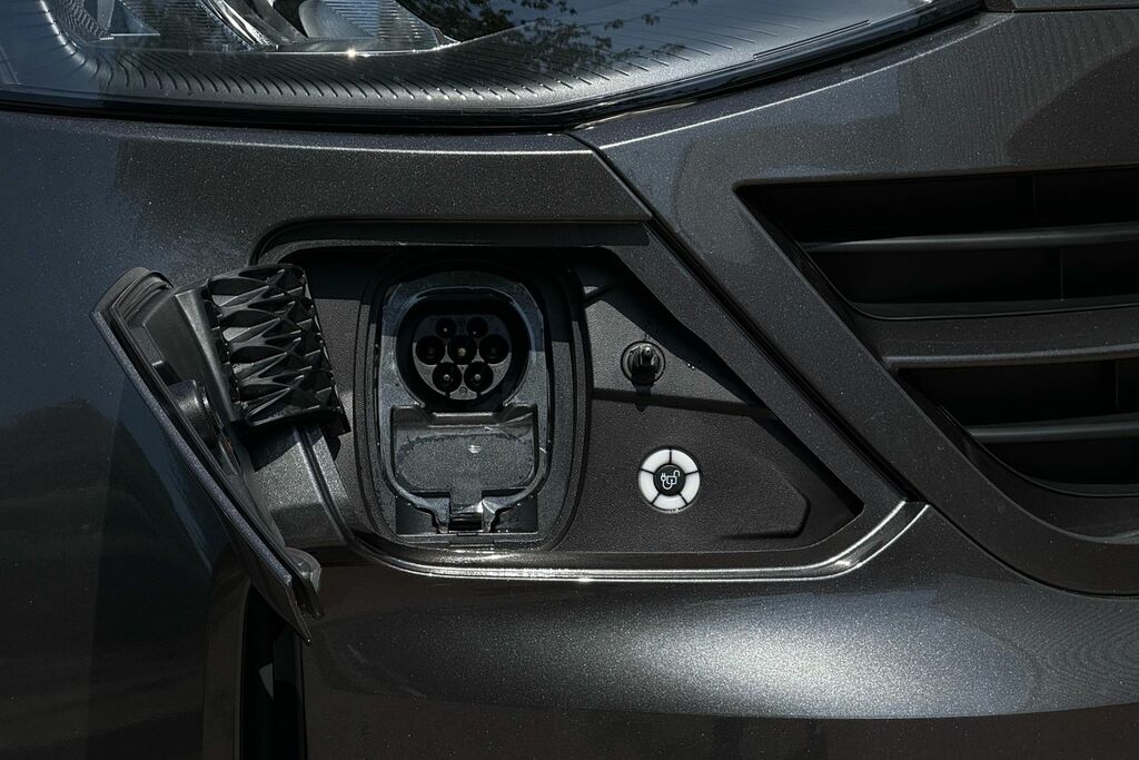 Volkswagen E-Transporter Volkswagen Transporter T32 Swb Elect 160Kw 65Kwh C  #30