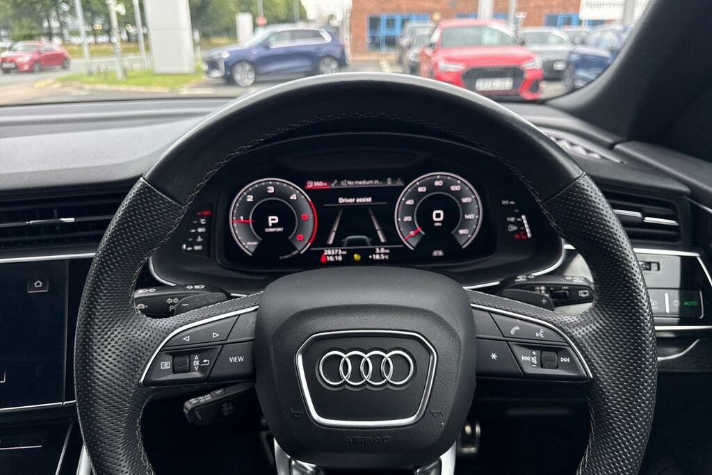 Audi Q8 3.0 Tfsi V6 55 Black Edition Suv Tiptro Black #48