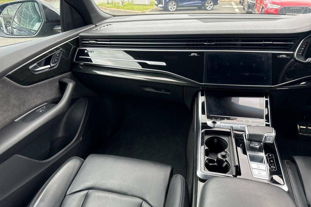Audi Q8 3.0 Tfsi V6 55 Black Edition Suv Tiptro Black #14