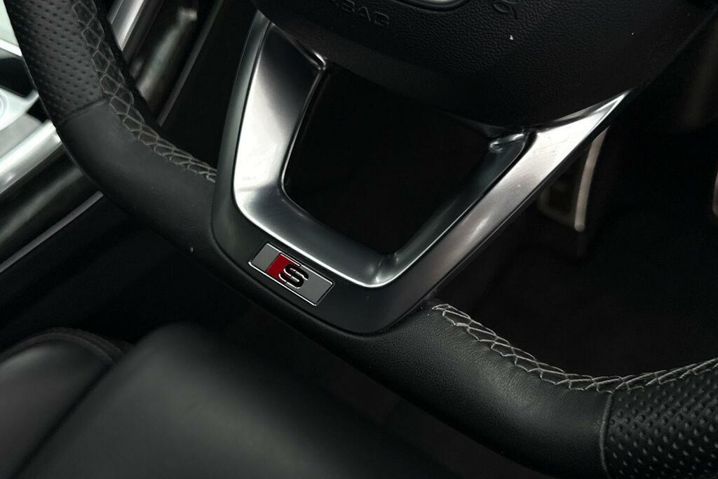 Audi Q8 3.0 Tfsi V6 55 Black Edition Suv Tiptro Black #46