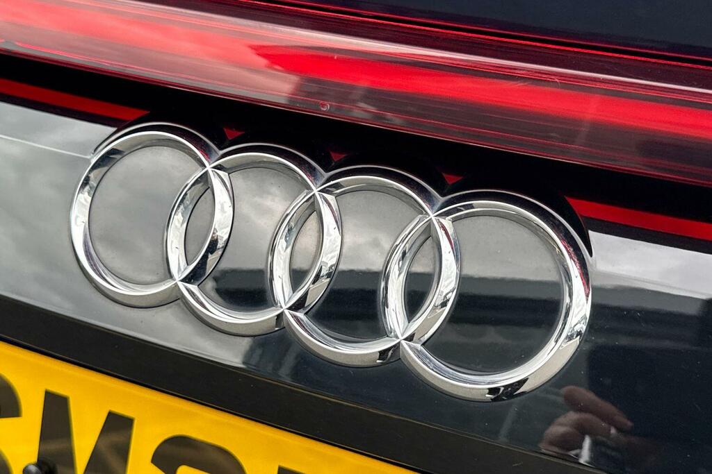 Audi Q8 3.0 Tfsi V6 55 Black Edition Suv Tiptro Black #32