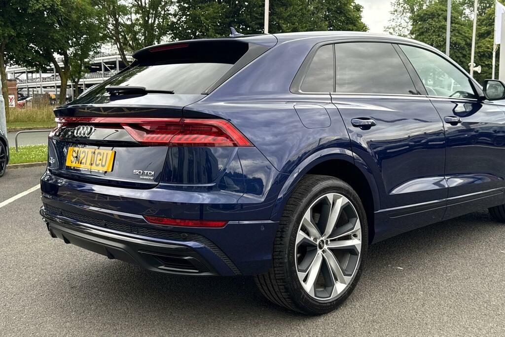 Audi Q8 3.0 Tfsi V6 55 Black Edition Suv Tiptro Black #34