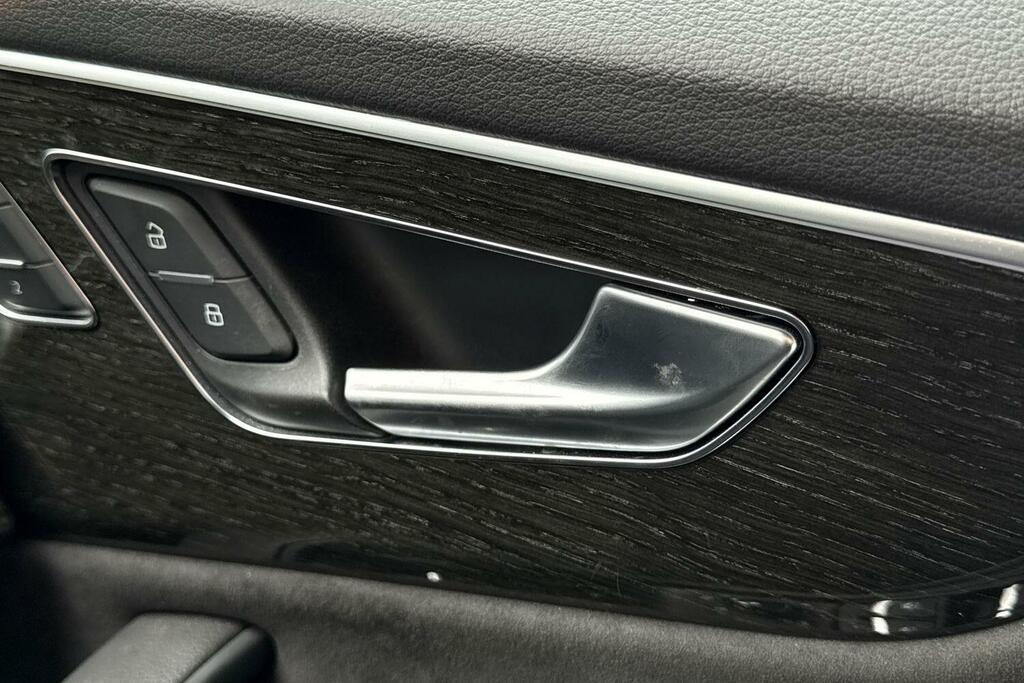 Audi Q8 3.0 Tfsi V6 55 Black Edition Suv Tiptro Black #17