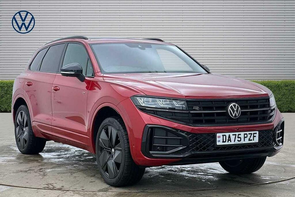 Volkswagen Touareg 3.0 V6 Tdi 4Motion 286 Black Edition Tip Red